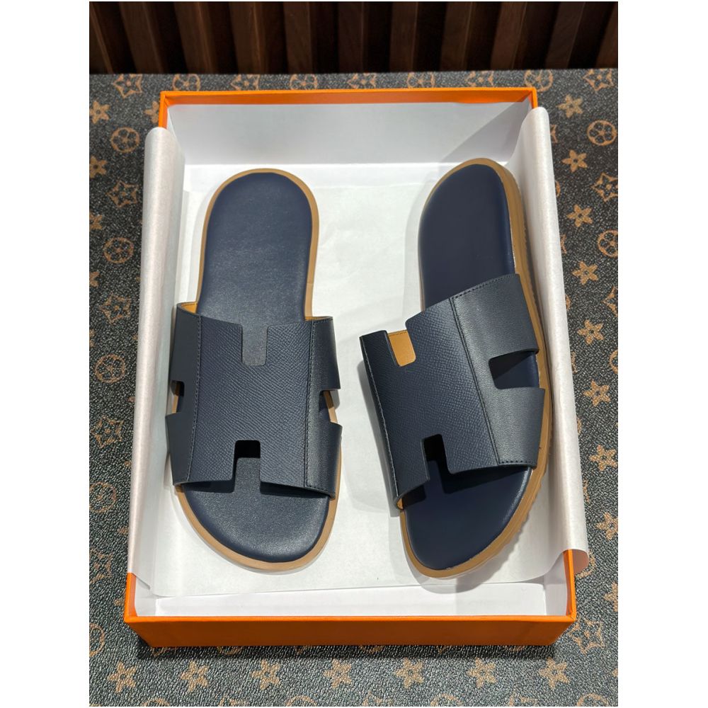 Genuine Leather H Style Slippers for Men Suitable for Outdoor Wear Flat Slippers 2026 Summer European Style Men s Beach Casual Sandals image 3