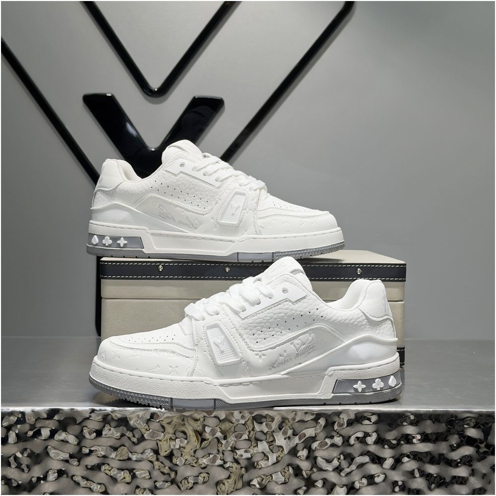 Men's Breathable Casual Sneakers – Lightweight Korean Style Walking Shoes 2026